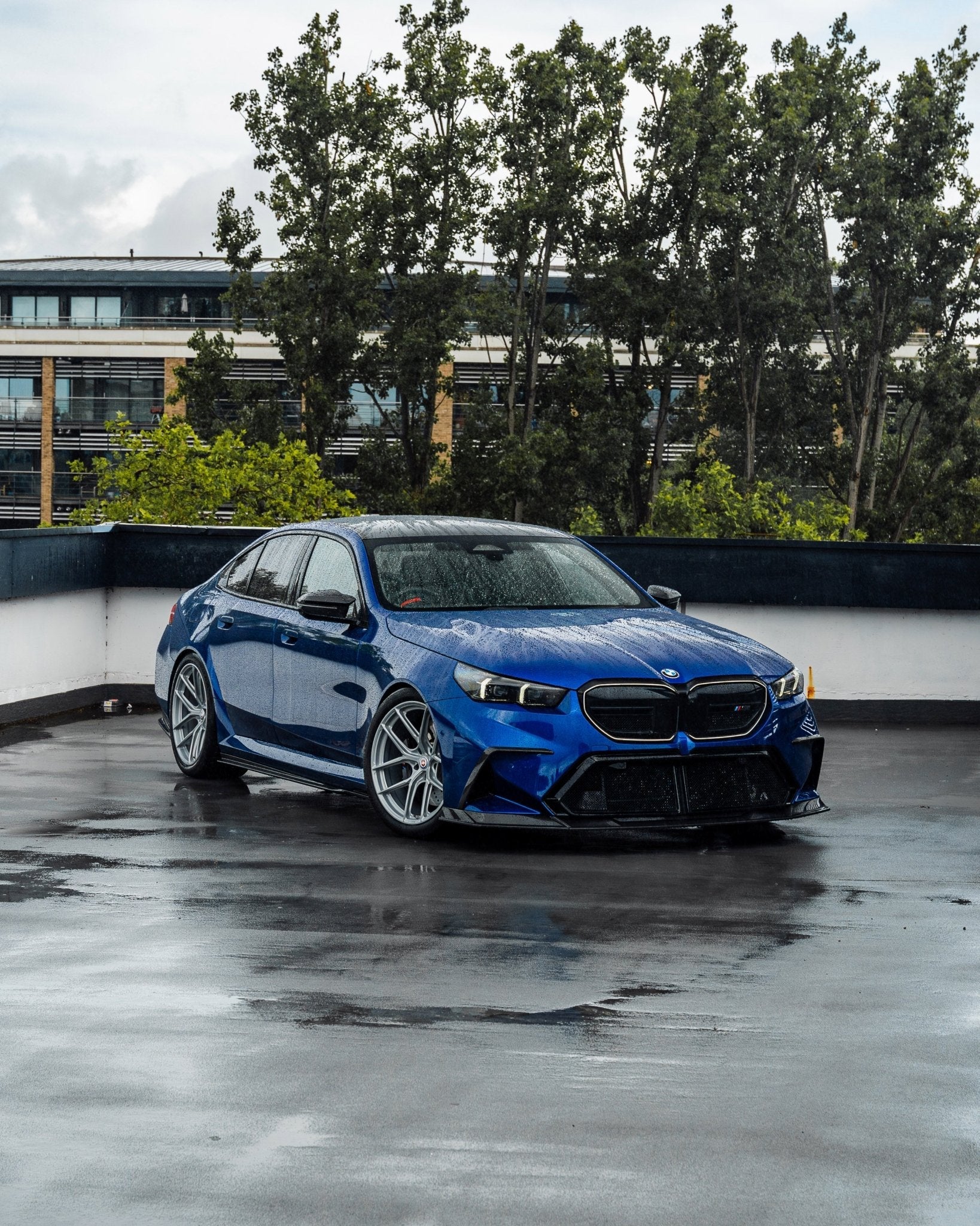 BMW M5 G90 G99 Pre - Preg Carbon Fibre PR - 1 Front Duct Extension Trims by TRE - AUTOID - Fender Trim - TRE